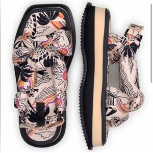 FARM Rio Multicolor Patterned Sandals